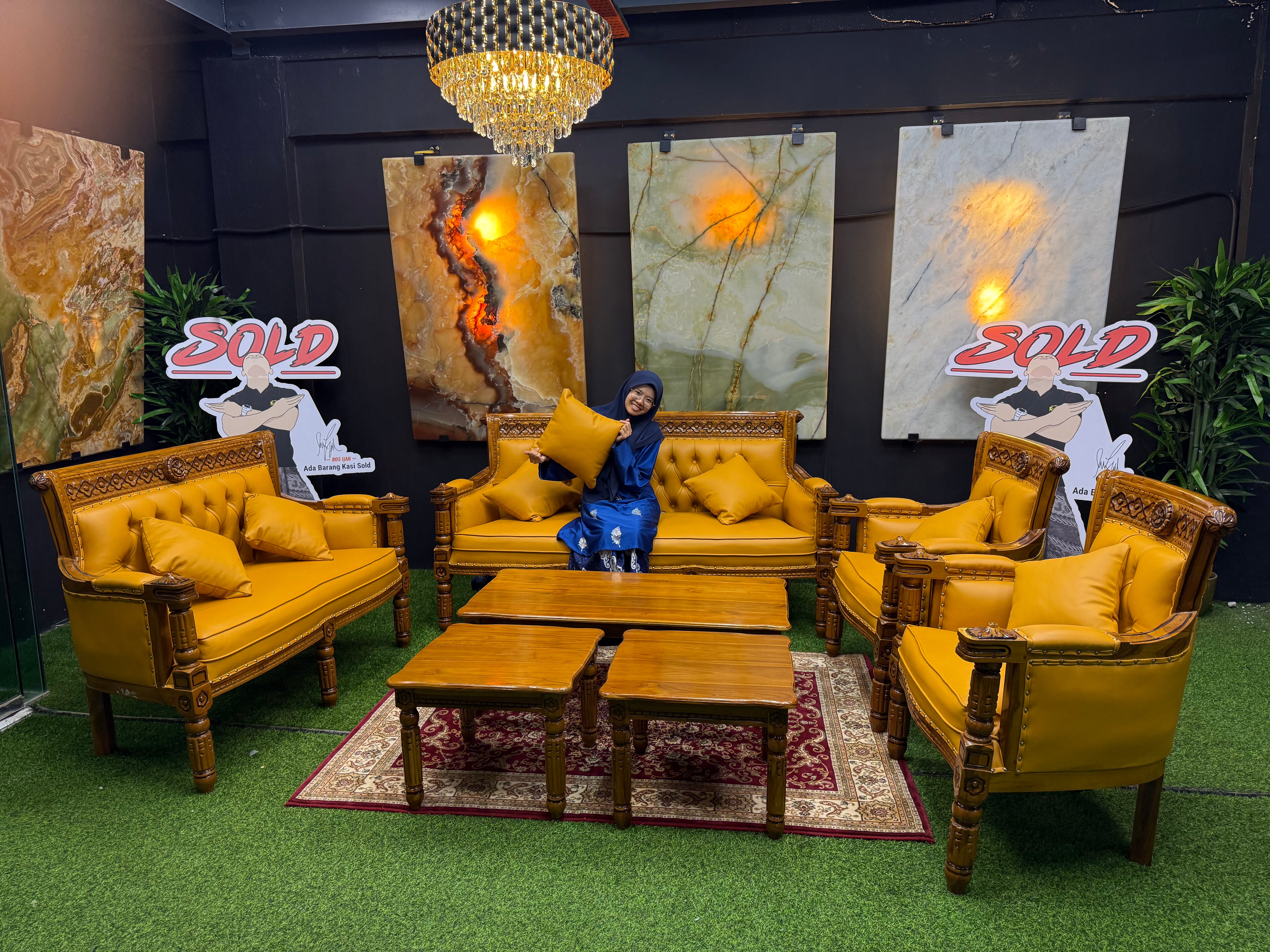 SET SOFA SERBIA LENGAN BESAR 3+2+1+1 & MEJA BESAR KOPI 1 DAN MEJA KOPI KECIL 1 GRED A