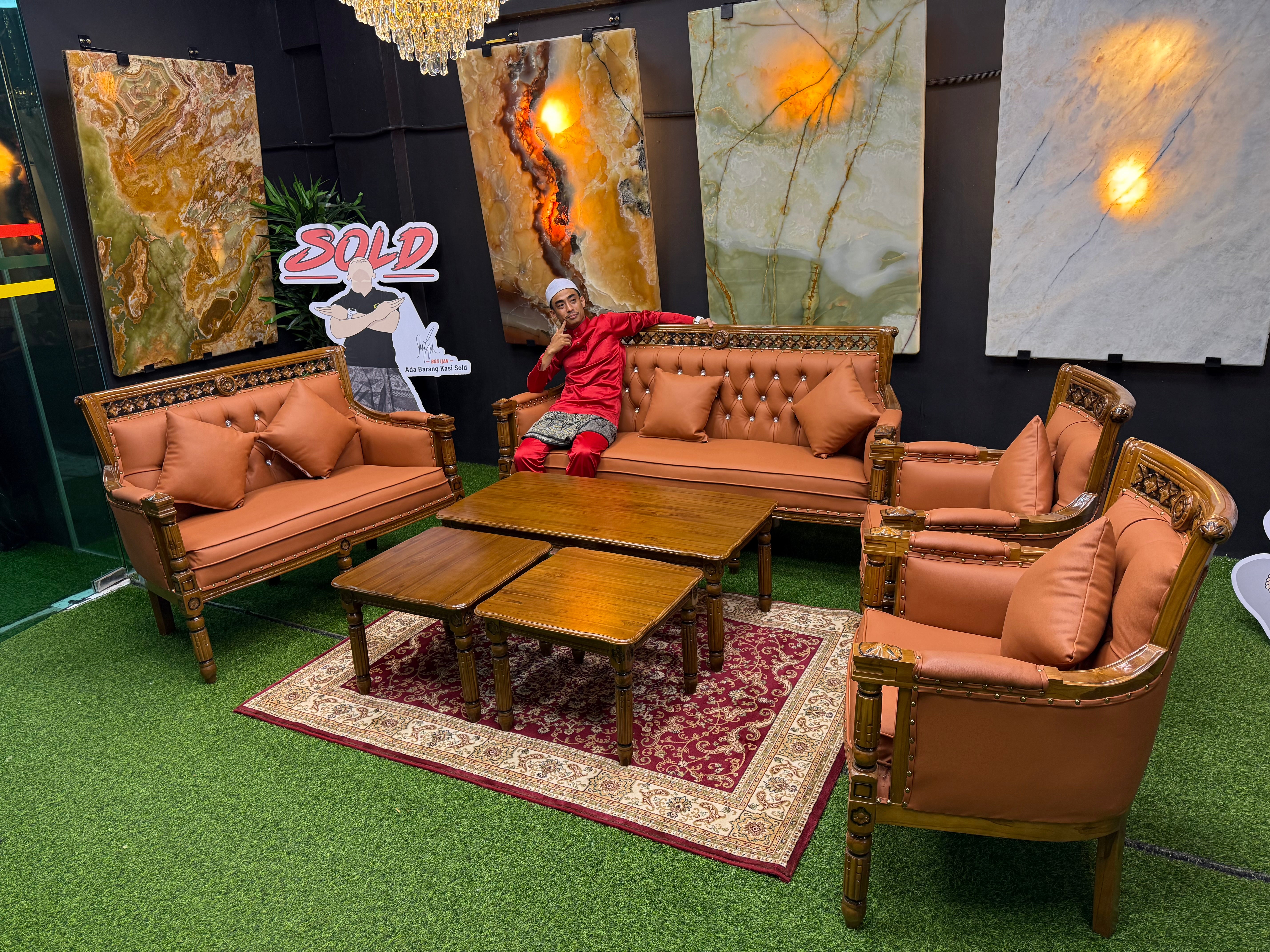 Set Sofa Serbia Jati 3+2+1+ & Meja Kopi Besar 1 + Meja Kopi Kecil 1 - Material Lorenzo Sponge (Finishing Grade A)