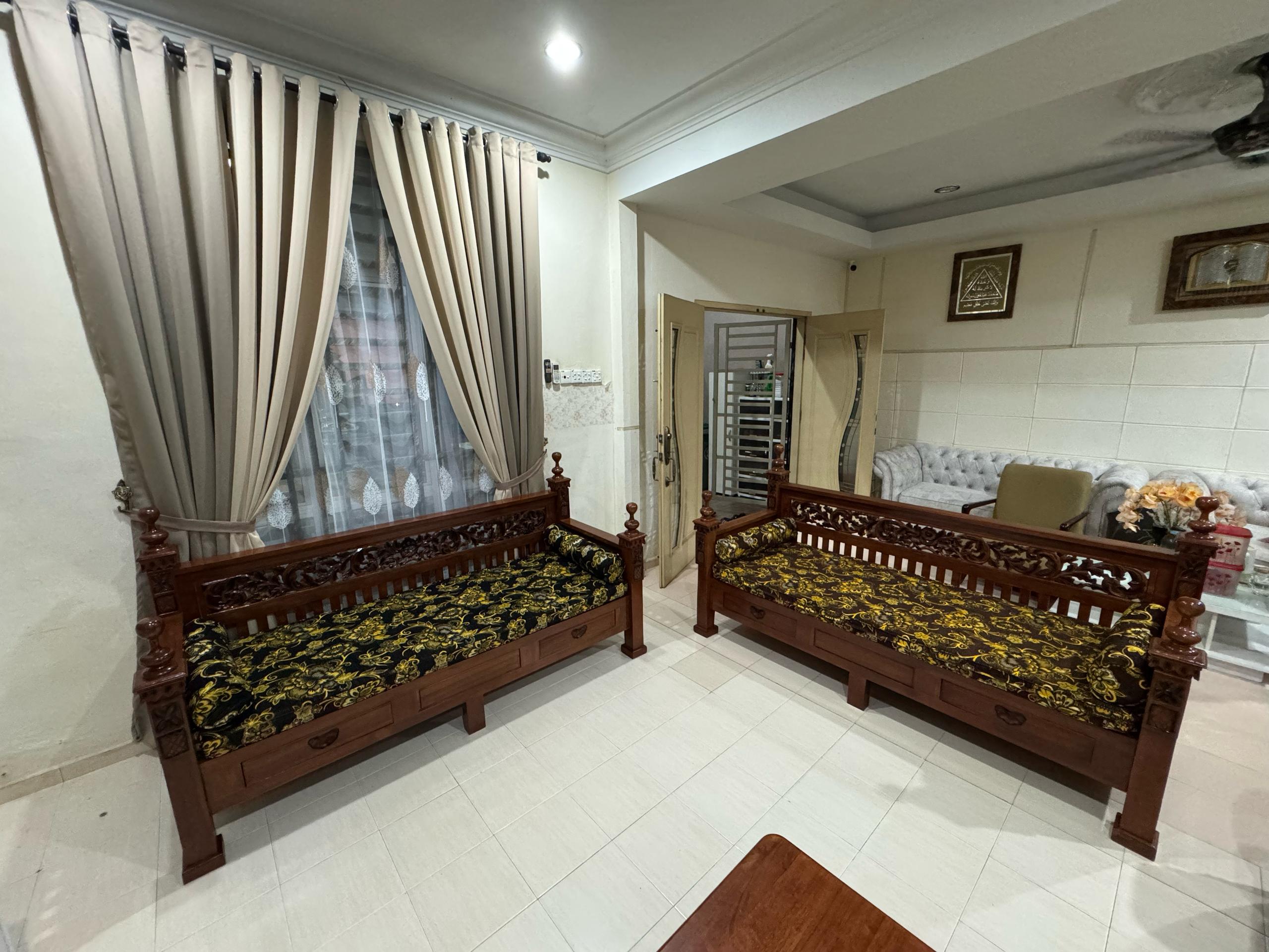 DAYBED KERAWANG SIZE QUEEN SIAP KUSYEN DAN BANTAL PELOK PERCUMA